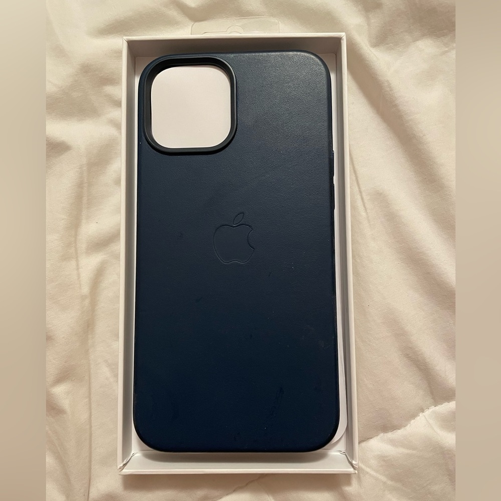 📱 iPhone 12 Pro Max Phone Case